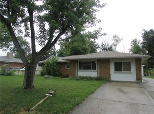 5956 Woodmore Dr, Dayton, OH 45414