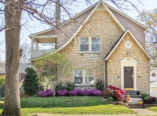 2413 Broadmeade Rd, Seneca Gardens, KY 40205