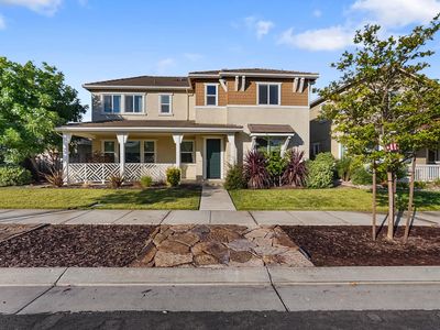 584 Channel Dr, Lathrop, CA, 95330