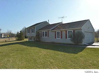 9622 Bratt Ln, Brewerton, NY 13029