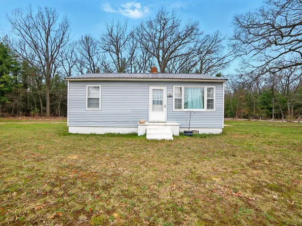 6772 E Apple Ave, Muskegon, MI 49442