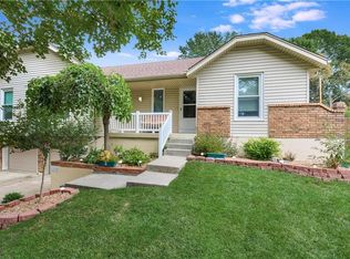 1100 SW 19th Ter, Blue Springs, MO 64015