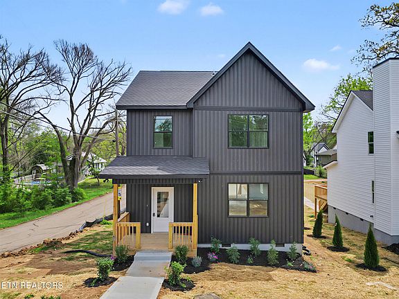 2nd image of 906 Avenue A