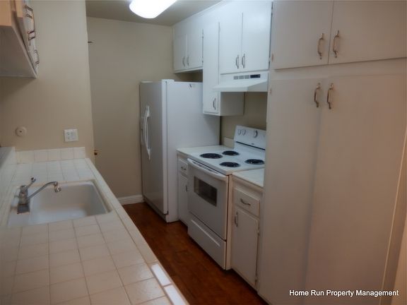 4th image of 5056 Rhode Island Dr APT 2