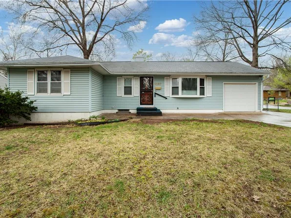 8207 E 111th St, Kansas City, MO 64134