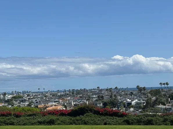 210 Lille Ln APT 112, Newport Beach, CA 92663