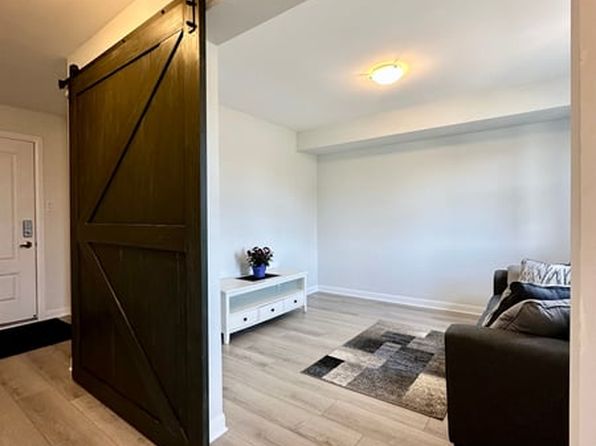409 Aquaview Dr, Ottawa, ON K4A 5K6