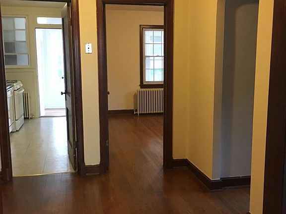 5th image of 4522 Avondale St APT 5
