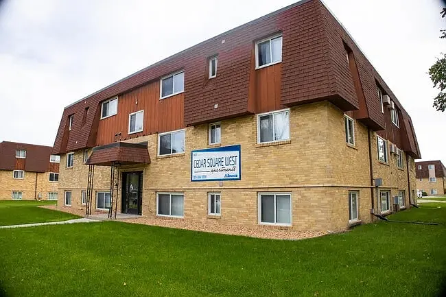 Cedar Square Apartments LLC