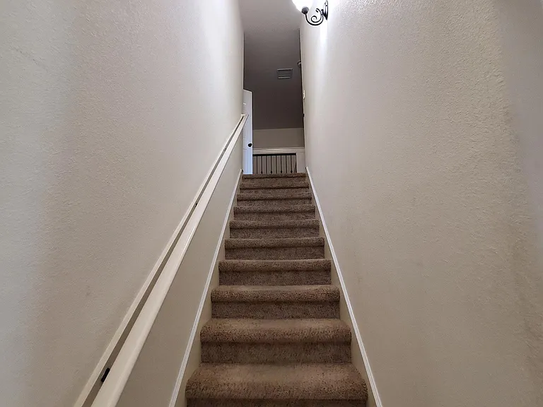 14604 Christian Castle Ave — Photo 9