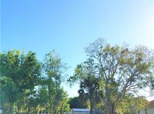 1092 Barber St, Sebastian, FL 32958