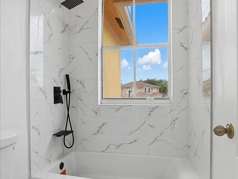3802 SW 165th Ter — Photo 33