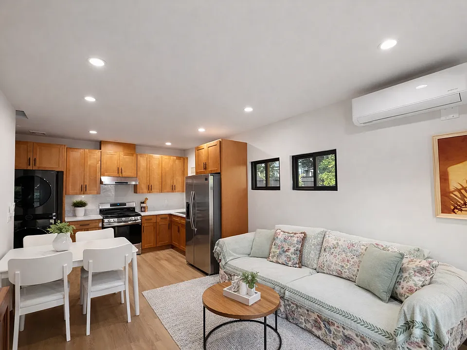 1482 N Wilson Ave #1