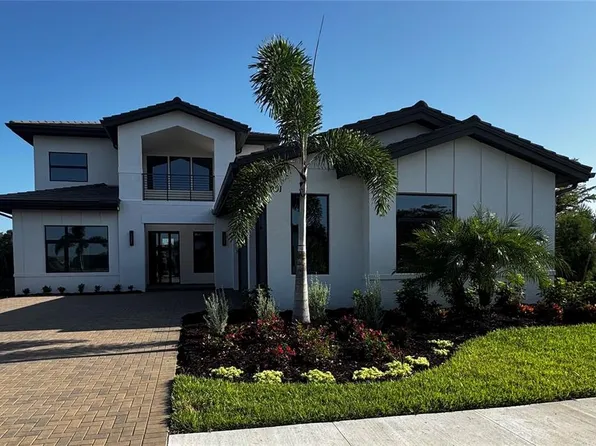 201 Blue Pearl Ct, Sarasota, FL 34240