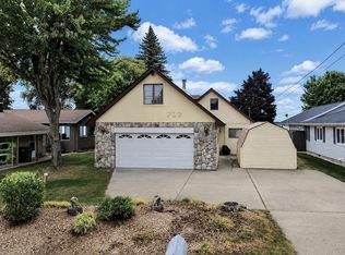 732 Iroquois Ave, Prudenville, MI 48651