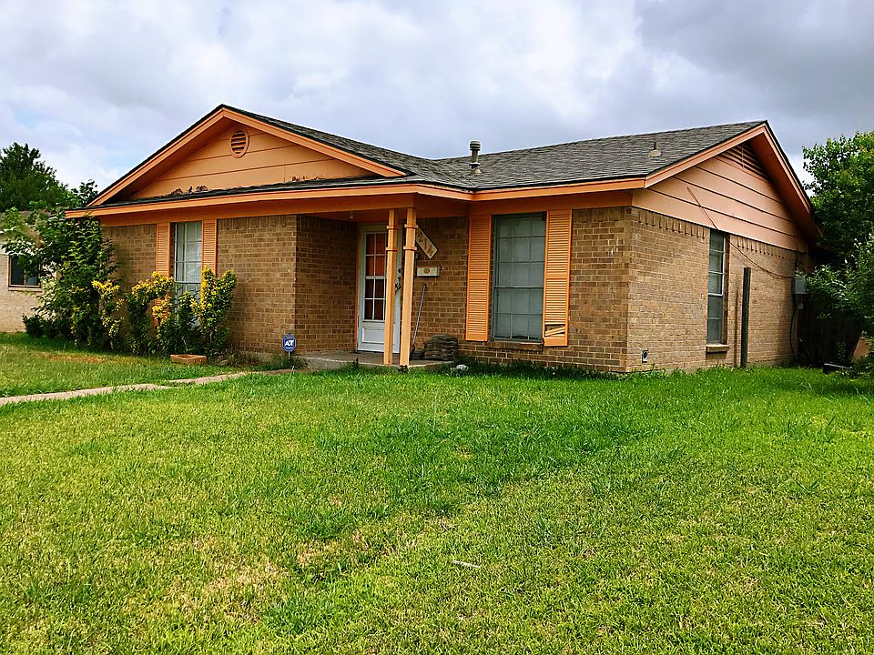 1st image of 2214 Richbrook Dr