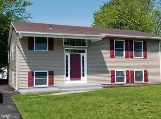 1117 Maplefield Rd, Newark, DE 19713