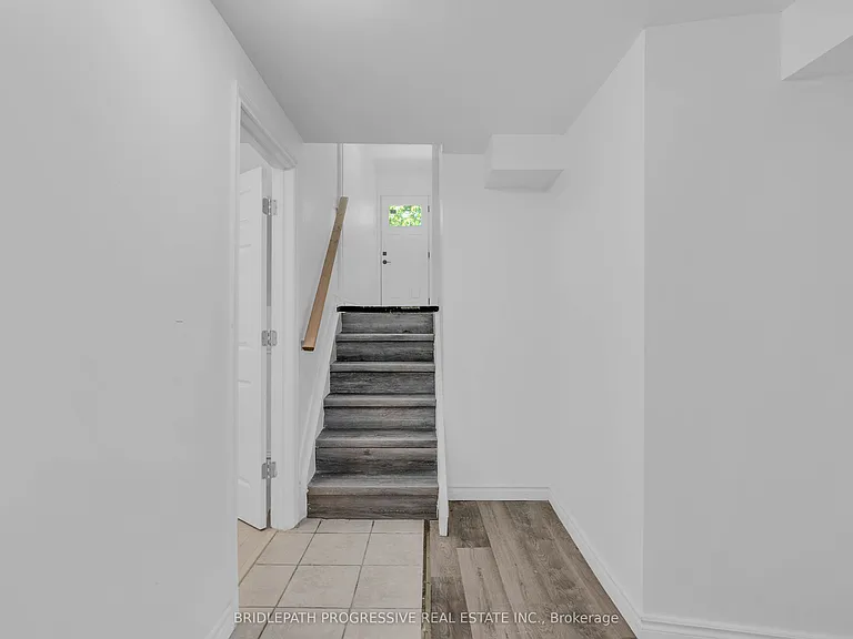 110 Marcella St — Photo 9