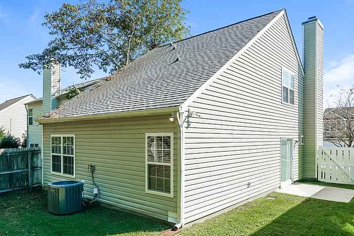 7513 Brighton Hill Ln — Photo 16