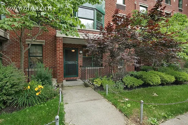 Sold by Corcoran | media 14