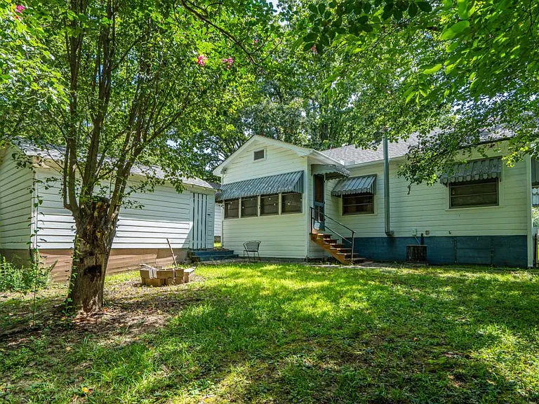 102 Chitwood St — Photo 25