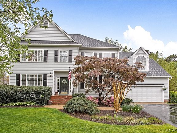 3rd image of 12525 Amershire Ln