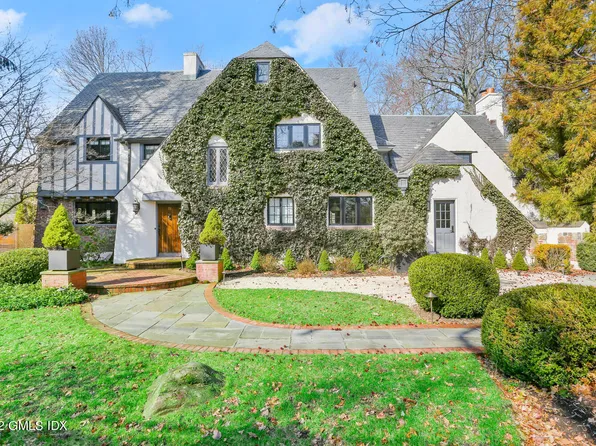 84 Meadow Rd, Riverside, CT 06878