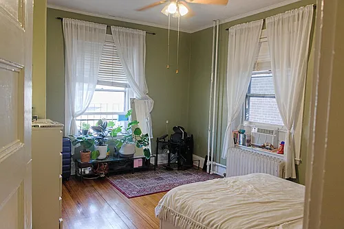 30 Peterborough St #30 Photo 1