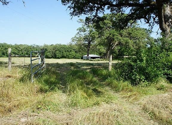 3rd image of 5394 County Road 320