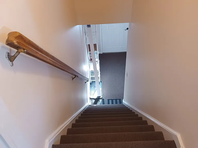 429 Burton Ave #B — Photo 18
