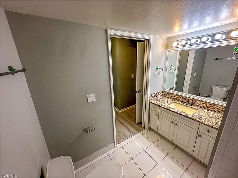 1250 Wildwood Lakes Blvd #206 — Photo 32