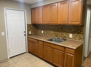 1999 Jarvis Ave, Warren, MI 48091