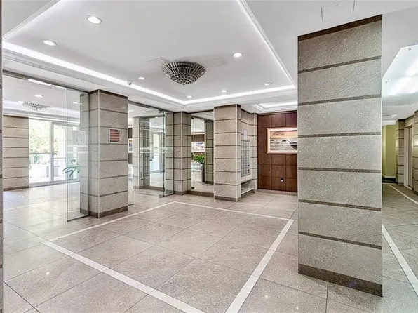 75 Oceana Drive East image 15 of 23