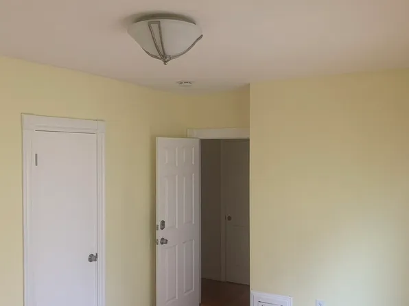 27 Cameron St Floor 2, Dorchester, MA 02125