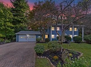 12 Rickey Dr, Framingham, MA 01702