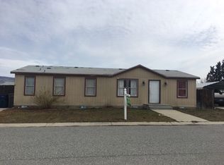 1639 Ridgeview Loop Dr, Wenatchee, WA 98801