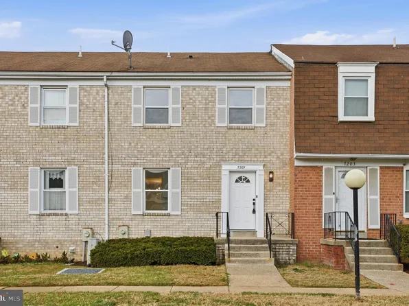 7205 Cross St, District Heights, MD 20747