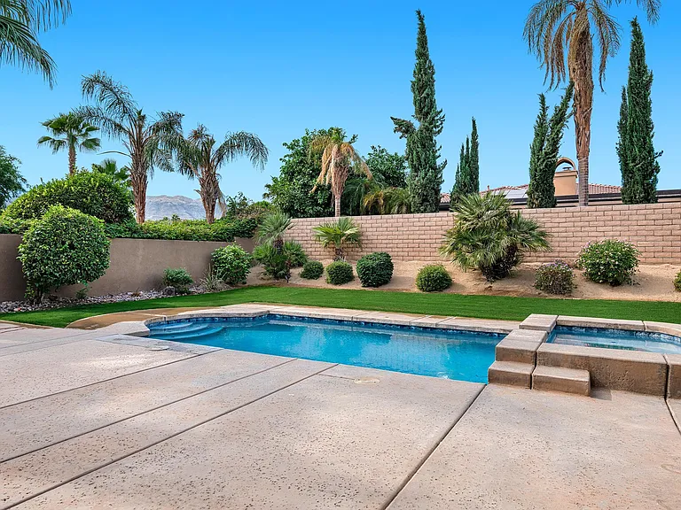 40729 Palm Ct — Photo 36