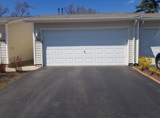 432 Dogwood Ter, Buffalo Grove, IL 60089