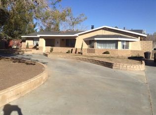 22330 Miramot Rd, Apple Valley, CA 92308