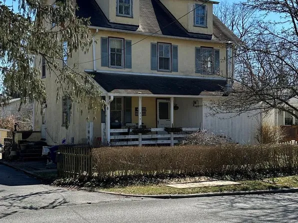 317 S Devon Ave, Wayne, PA 19087