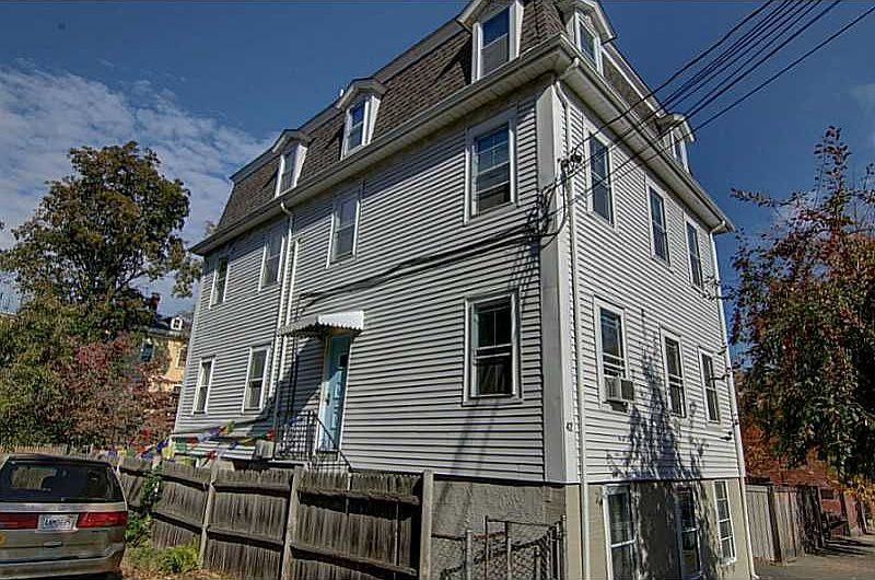2nd image of 42 John St