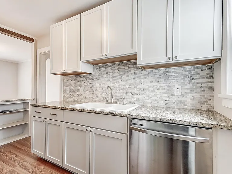 71 Lucas Dr — Photo 25