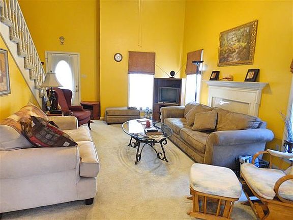 5th image of 9412 Slezenger Ln