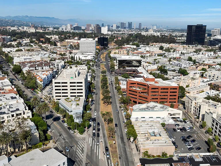 11789 Montana Ave #11 — Photo 30