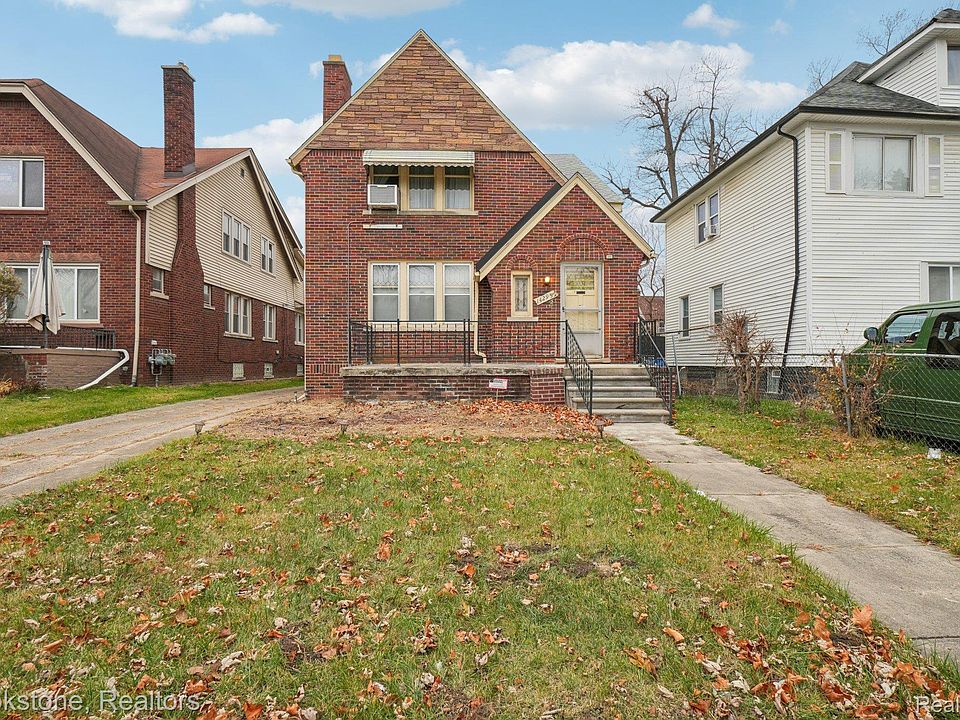 1st image of 14295 Mark Twain St