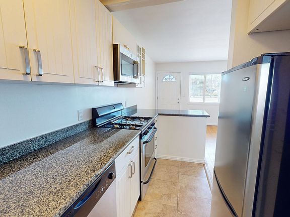 5th image of 100 Palm Ave APT C