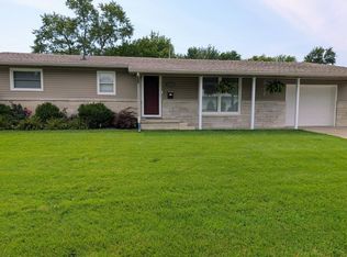 309 N Loyland Dr, Robinson, IL 62454