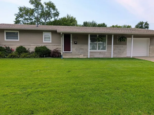 309 N Loyland Dr, Robinson, IL 62454