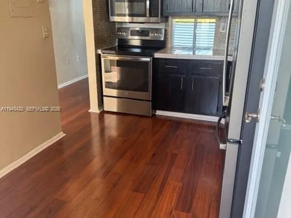 1075 NE Miami Gardens Dr APT 706, Miami, FL 33179